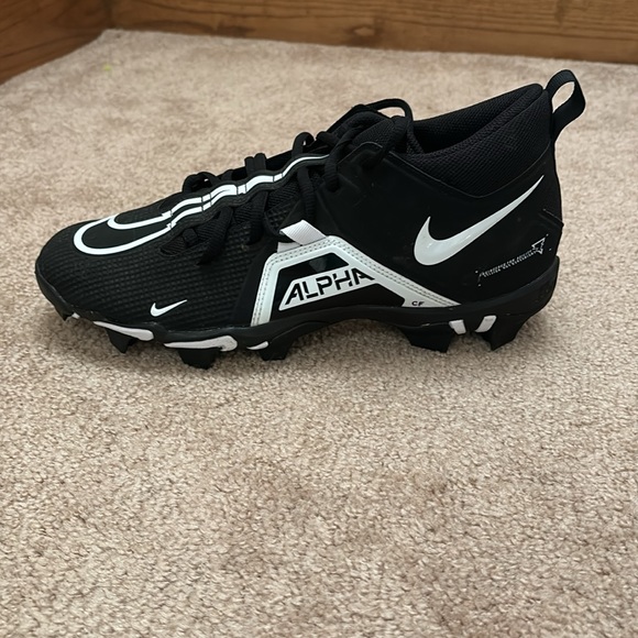 Nike football cleats - Picture 2 of 6